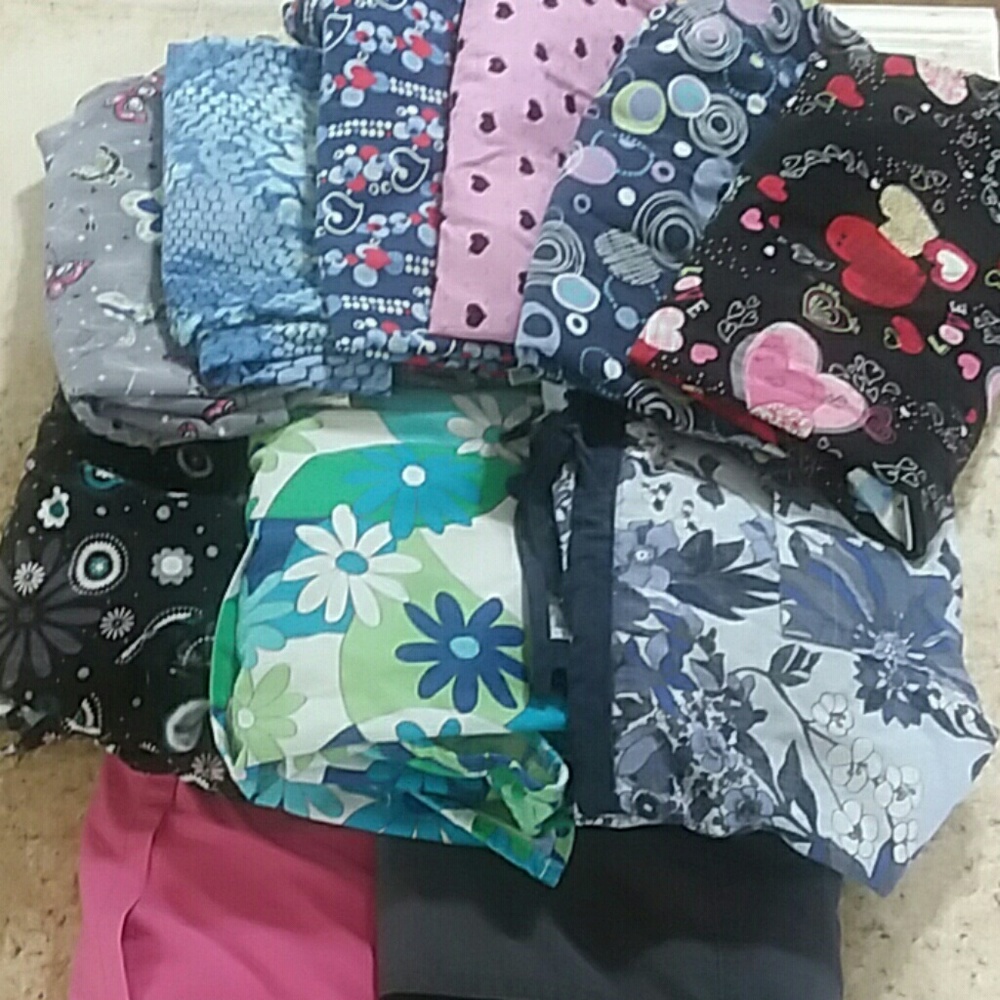 Bundle of uniform tops